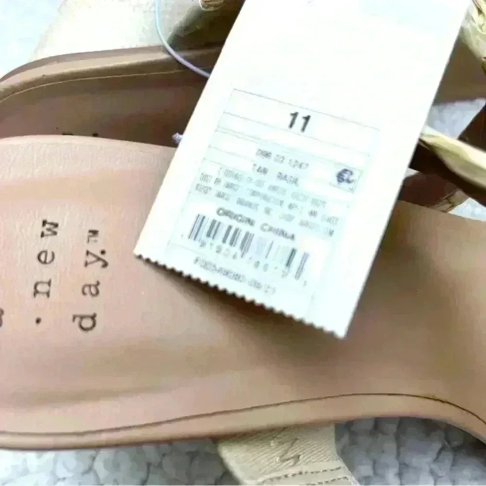 NWT A New Day Ratan Square Toe Open Back Block Heel Mule‎ Heel Size 11